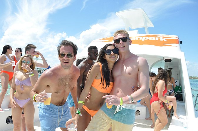Punta Cana Private Virgen Beach Small & Big Group Snorkel Cruise - Photos and tipping: the extras that can change your mood at the end