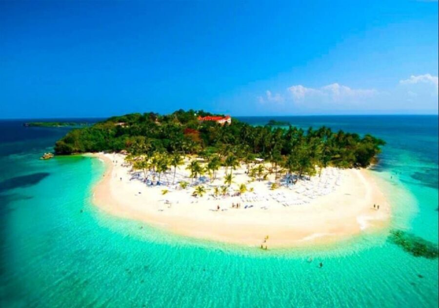 Punta Cana: Samana Bay Full-Day Experience - El Limón Waterfalls: swim, hike, or ride horses
