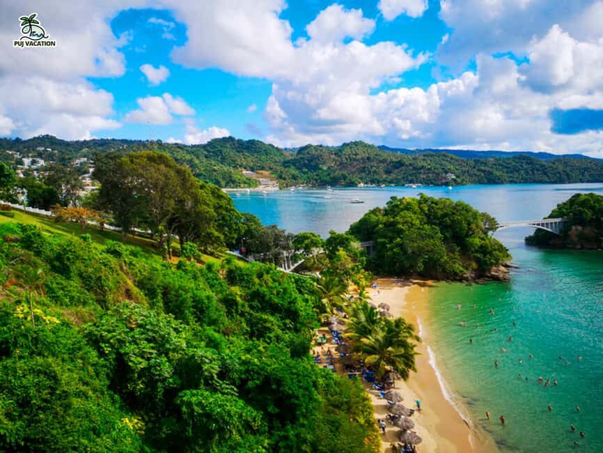 Punta Cana: Samana safari between waterfalls and beaches - Samaná City Stop and Typical Lunch: More Than a Photo Break
