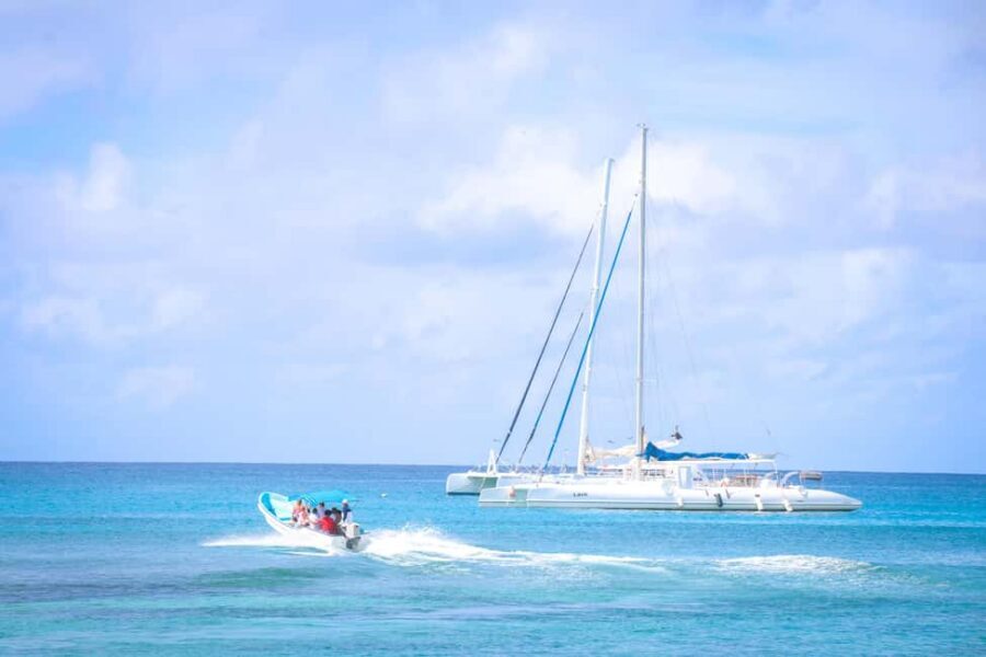 Punta Cana: Saona Island Catamaran - The water ride: how the catamaran day actually feels