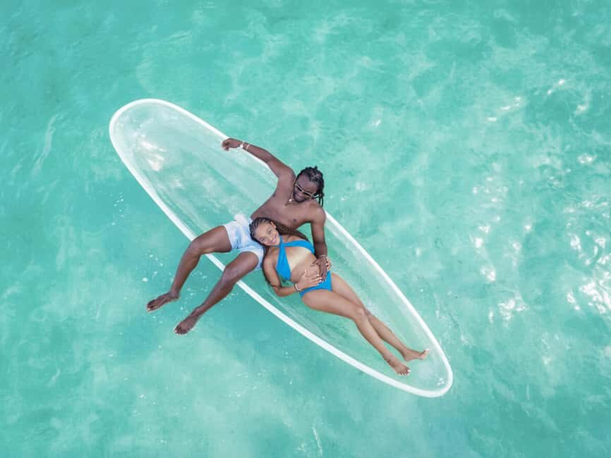 Punta Cana: Single Clear Kayak Photoshoot - Getting set on the beach: chairs, umbrellas, and quick prep