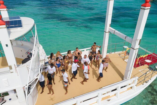 Punta Cana Slide Boat (Medium Group) - Open bar, snacks, and the 21+ rule