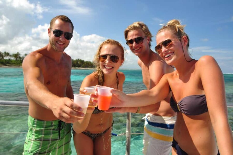 Punta Cana: Speed Boat Ride & Snorkel Adventure - Getting There Smoothly: Hotel Pickup That Keeps Your Day on Track