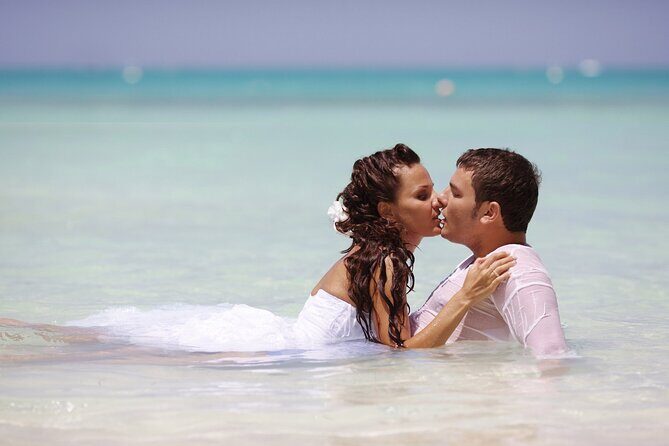 Punta Cana wedding photographer, Wedding ceremony - Weather, timing, and tickets: how to avoid wedding-day surprises