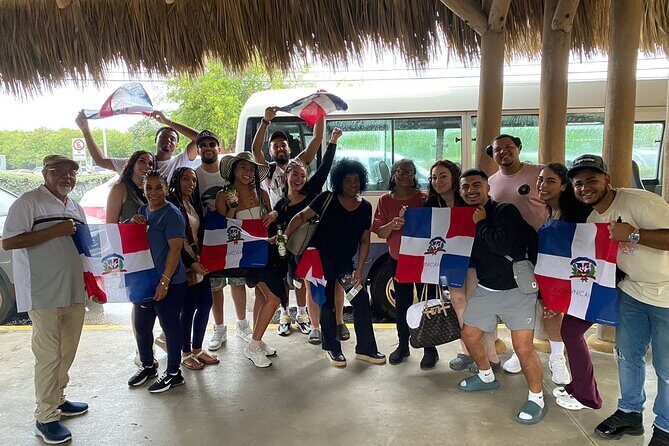 Puntacana Airport PRIVATE Transfers TO/hotels VIP SERVICES vices - The Driver Experience: Professional, Personal, and Luggage-Friendly
