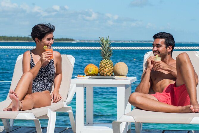 Reef Explorer Half Day Trip - The 15-minute stone or shell massage and health-bar break
