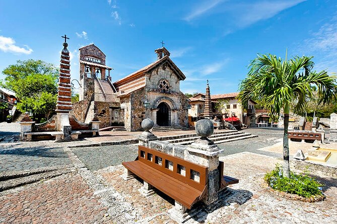 Romana: Cave of wonders and Chavón from Santo Domingo. - Cueva de las Maravillas: murals, guided cave time, and an optional horse add-on