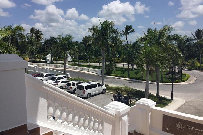 Round Trip Punta Cana Airport Shuttle - Hotel zones A–W: how to make pickup work first try