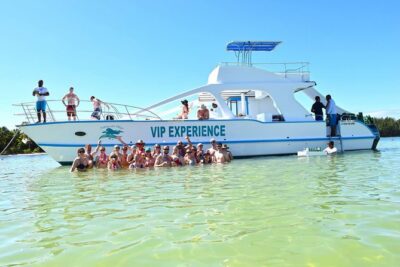 Sabina del Mar Party Boat VIP - Getting There: Pickup, Meeting Point, and Time to Plan For
