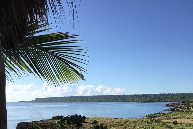 Safari discovery to Boca De Yuma – Nature, Discovery And History Of A Population - Boca de Yuma village time: fishing-coast reality, not a staged set
