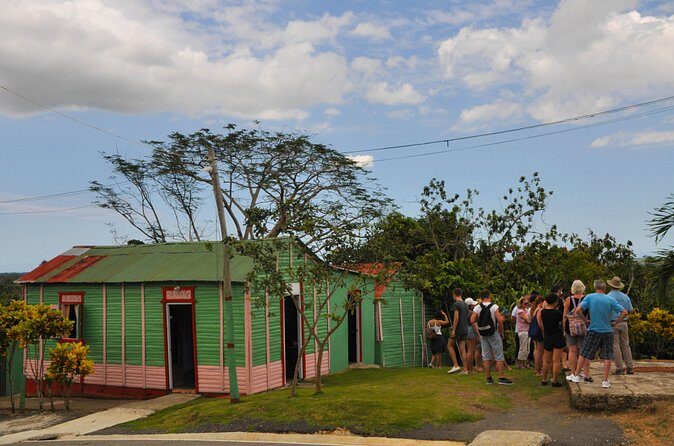Safari Supreme Full Day Outdoor Adventure Punta Cana - Food and flavors: cocoa plantations, coffee, chocolate, and lunch on the ranch
