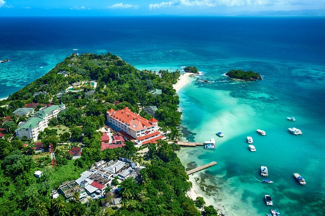 Samana: Bacardi Island and El Limon Waterfall - The boat crossing to Samana Bay and Bacardi Island