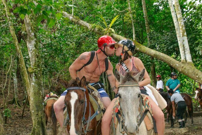 Samana from Punta Cana - Full Day - El Limón waterfall: the 50-meter plunge, plus the horseback reality