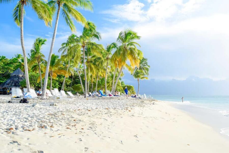 Samanà Whale Watching and Bacardi Island Tour From Bayahibe - What to pack (so the day stays fun, not annoying)