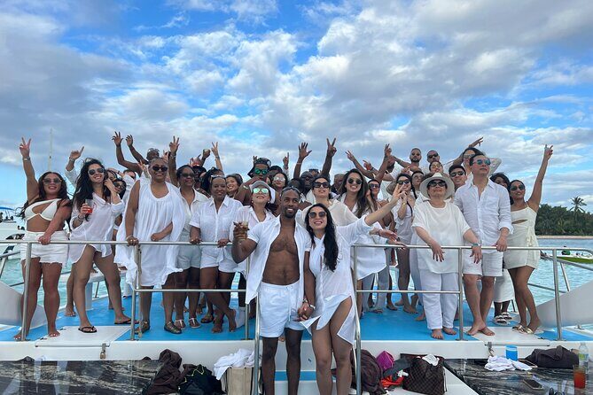 Sand-Bar Punta Cana Party Boat unlimited drinks, snorkeling Vibes - Unlimited open bar: what’s included and how to use it smartly
