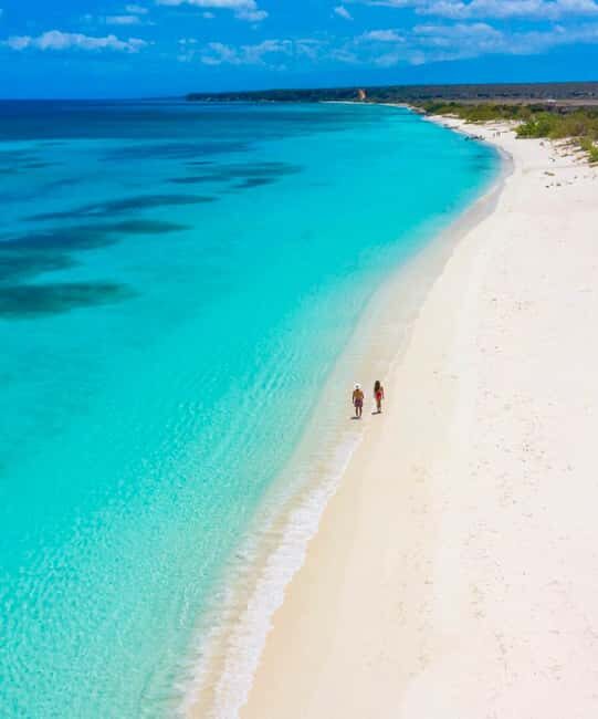 Santo Domingo: Bahía de las Aguilas Beach Paradise - Pedernales check-in and the White Party night