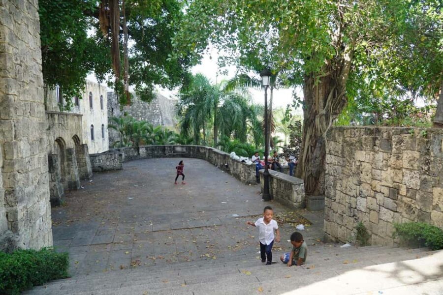 Santo Domingo City Tour From Punta Cana - Shopping Stops and Group Logistics: When the Tour Feels Worth It