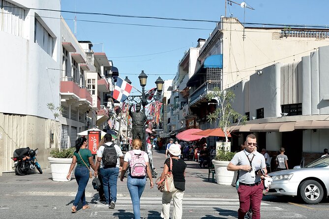 Santo Domingo City Tour from Punta Cana Full-Day - Zona Colonial time on Las Damas: walking the city’s historic spine