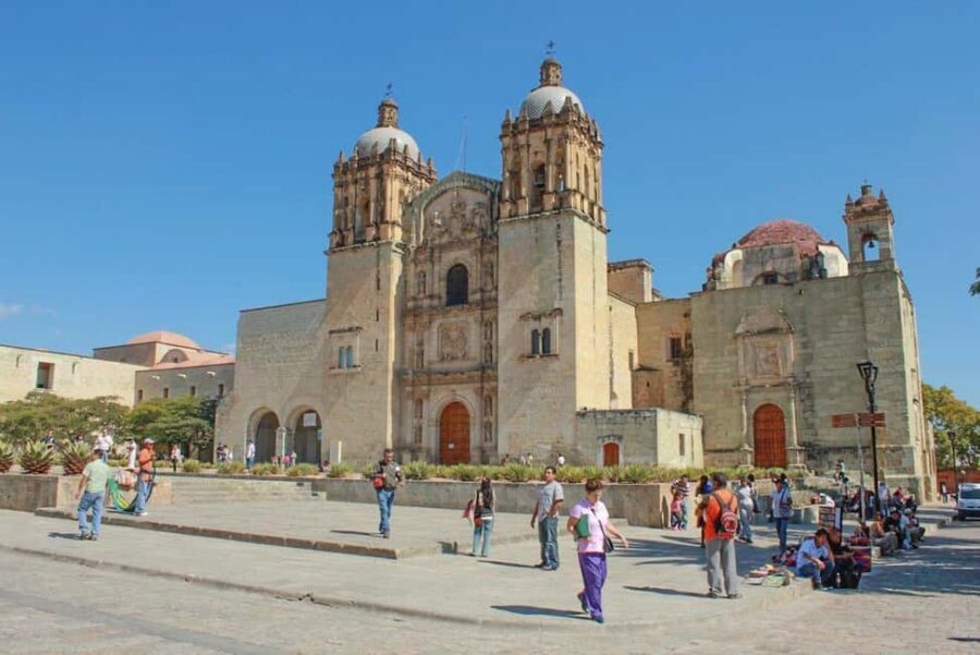 Santo Domingo Colonial City Tour Full Day with Lunch - Mugado lunch in Zona Colonial: fuel without derailing the day