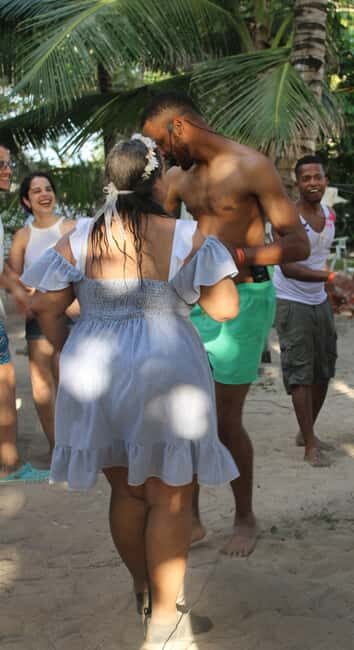 Santo Domingo: Latin dance classes: Salsa and more - Your 1-hour dance lesson in Santo Domingo’s studio