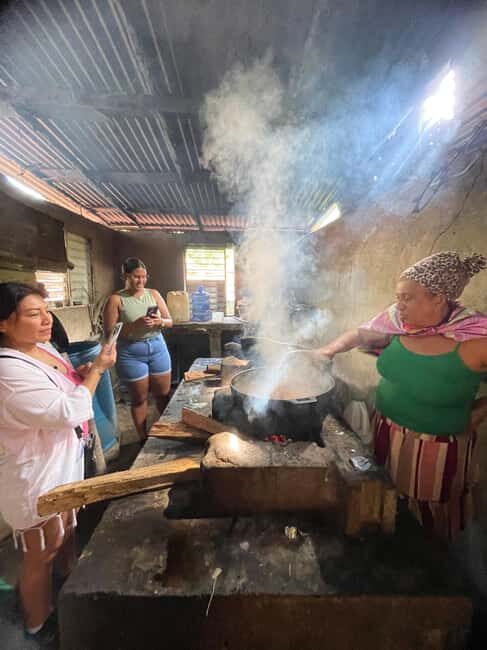Santo Domingo: Paradisiac Waterfall & Lunch Cooked Over Wood - The Traditional Stops: Sweet Snacks and a Real Local Home