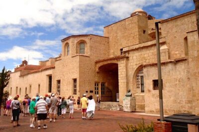 Santo Domingo Private Tour from Punta Cana - Hotel pickup and guide communication: the part you should verify early