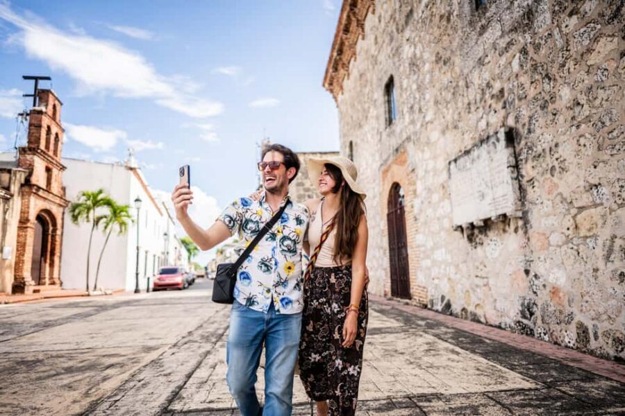 Santo Domingo: The Best of Santo Domingo Private City Tour - Fortaleza Ozama and Nuestra Señora de la Encarnación