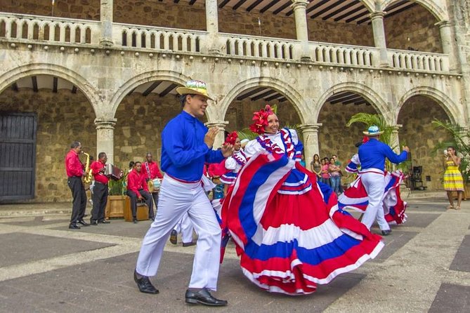 Santo Domingo Tour From Punta Cana - Zona Colonial, Los Tres Ojos - The guiding you want: professional, but pacing is fixed