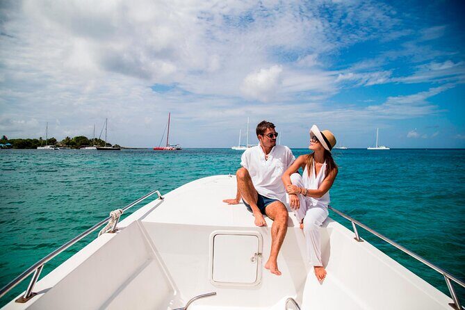 Saona Catamaran Cruise with Lunch and Natural Swimming Pool - Saona Island: lunch under palms, then your beach window