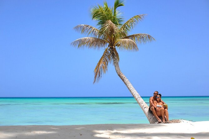 Saona Island Caramaran Adventure from Punta Cana With Lunch - The Group Size (Up To 100) and Your Best Strategy