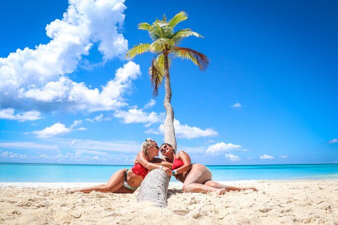 Saona Island Catamaran Tour Buffet & Open Bar from Punta Cana - The animation energy: fun when it’s fun, skip when it isn’t