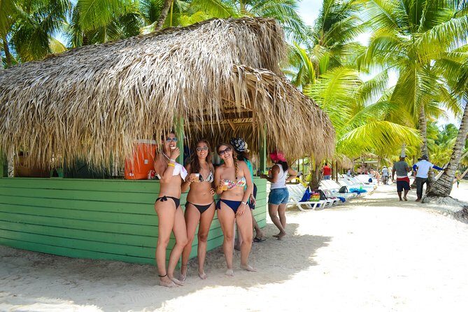 Saona Island Day Trip + Lobsters & Wine Included - Time management: why the itinerary feels relaxed and still efficient