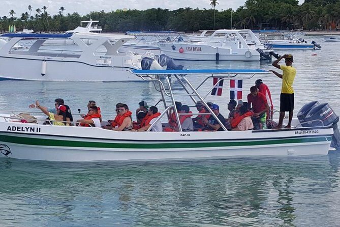 Saona Island Day Trip with Private Transfer and Personal Service - Food, drinks, and practical tips for an open-bar beach day