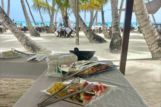 Saona Island Full Day Tour with Buffet Lunch, Paella, & Open Bar - Piscina Natural Saona: what makes the shallow water so good