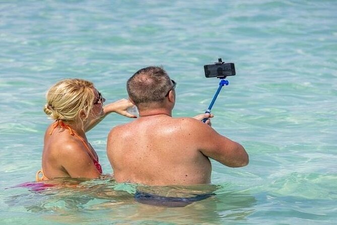 Saona Island Full-Day Tour with Lunch from Punta Cana - Lunch by the Sea with Open Bar: What’s Included and What to Expect