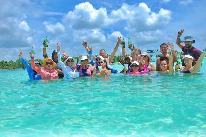 Saona Island : Punta Cana All Inclusive - Speedboat or catamaran: fast fun with salt-air realism