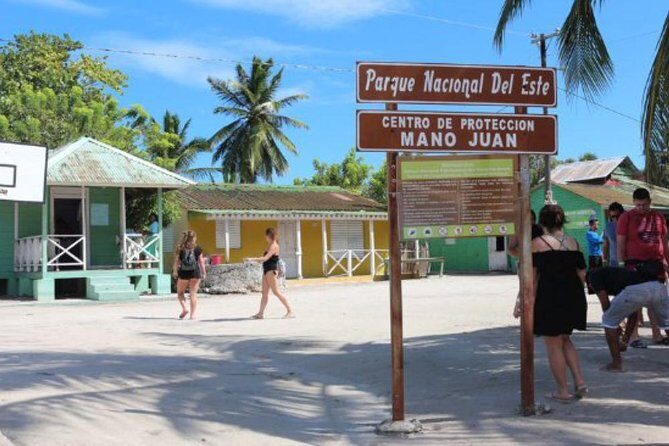 Saona Island VIP Full Day All Inclusive Excursion - Snorkeling in crystal-clear water: the highlight worth packing for