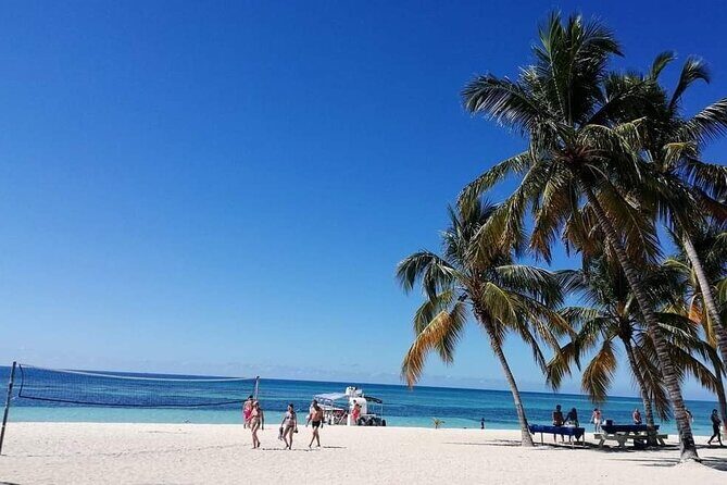 Saona Relax Tour - Playatao Beach Club and the promise of Saona-with-space