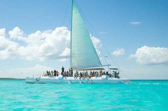 Saône Deluxe Platinum Island - What could go wrong: boat waits, weather dependence, and photo add-ons