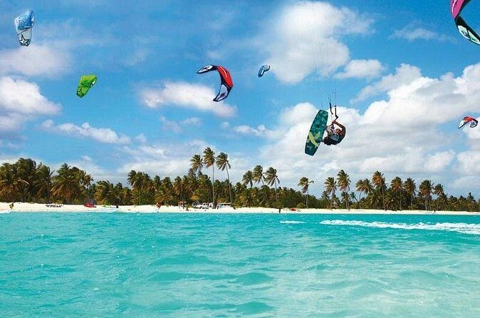 Secrets Royal Beach - Round Trip Shuttle - Punta Cana Airport - Service level from the field: what those top ratings translate into