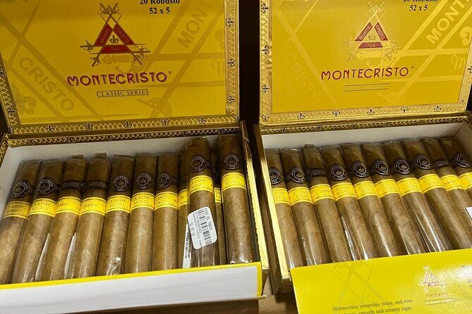 Souvenirs of Rancho Real cigars - Group size and pacing: why it feels organized