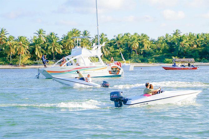 Speed Boat in Punta Cana - Snorkeling gear, safety, and that “check it now” mindset