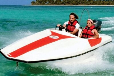 Speedboats and Parasailing Combo - The Speedboat and Parasailing Portion: Getting the Adrenaline Right