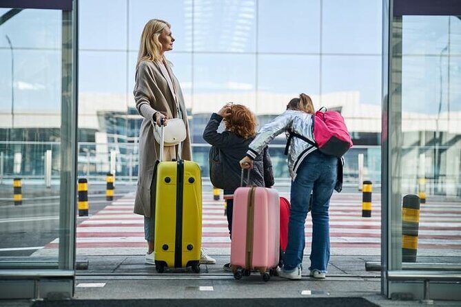 Taxi & Transfer From Punta Cana Airport (PUJ) To Uvero Alto - Who this Punta Cana private transfer suits best