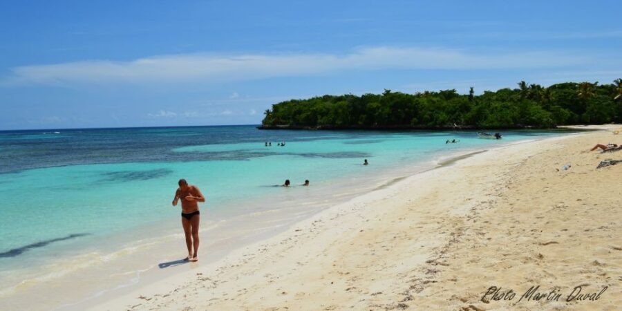 The 7 Hidden Beaches In Samaná & Las Galeras - Colorada Beach Lunch: Where the Day Slows Down