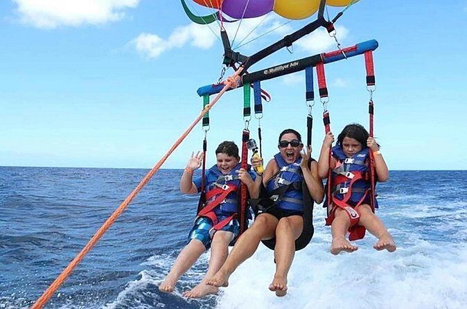 Tours Parasailing Punta Cana - On the water: what parasailing over Bavaro usually feels like