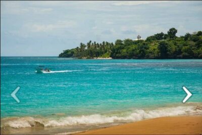 Tours to Saona Island - The boat stage: speedboat energy with structure