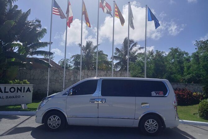 Transfer from Punta Cana Airport to hotels in Uvero Alto and vice versa - Communication That Actually Helps: WhatsApp in Real Time