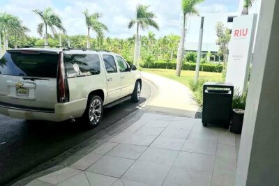 Transfers From Punta Cana Airport (PUJ) <=> To All Place At Bávaro Punta Cana - Ride Comfort: Air-Conditioning, WiFi, and Cold Drinks