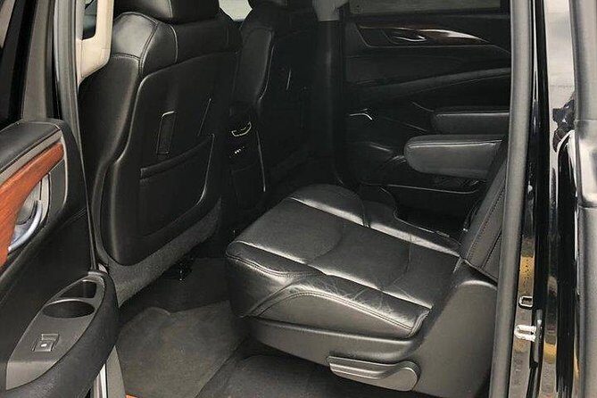 Vip Cadillac transportation in Punta Cana-BAVARO ROUNDTRIP - Inside the ride: what you get with a clean VIP Cadillac